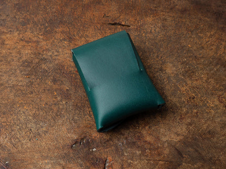 Emerald Green Leather Mini Wallet: Handmade Vegetable Tanned Card Holder