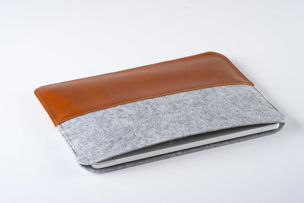 Leather and Felt Sleeve for MacBook Air Retina 2020, MacBook Air M1 2020 & M2 2023, MacBook Pro 13 inch M1 and M2, Macbook Pro 16” and 16.2”